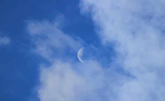 Why Is the Moon Sometimes Visible During the Day?