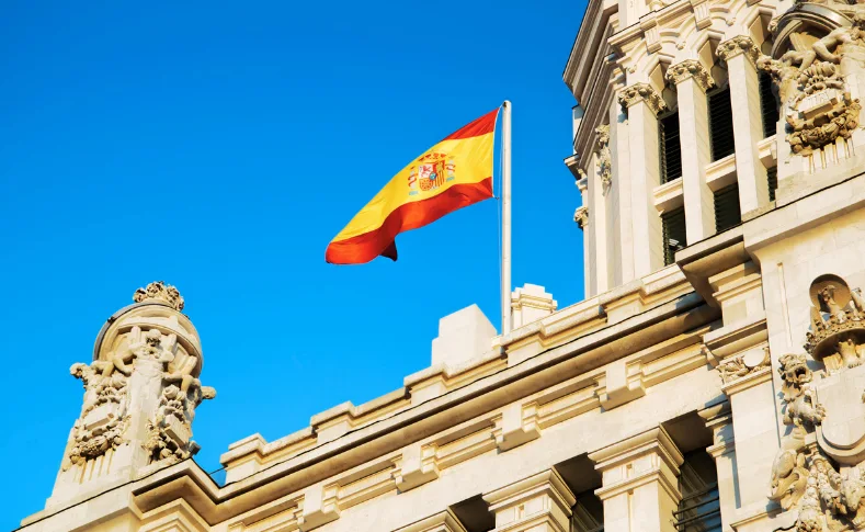 Spain’s Clock Does Not Follow the Map