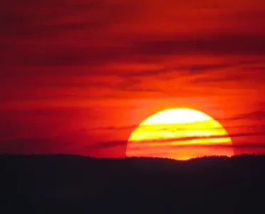 Why Sunsets Are Red or Orange