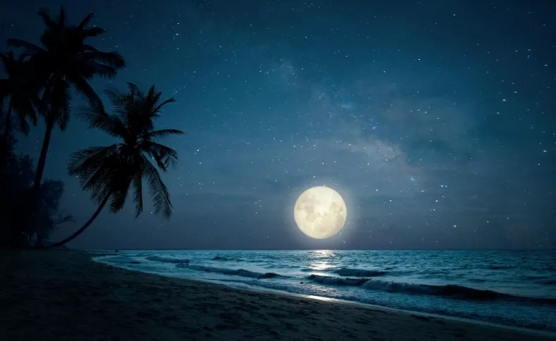 Why Does the Moon Look Bigger Near the Horizon?